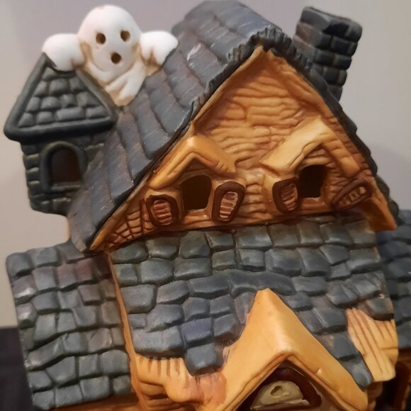 Halloween Vintage Light Up Ceramic House - Picture 4 of 8